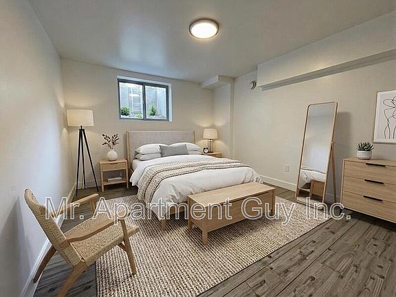 5th image of 679 Limeridge Rd E
