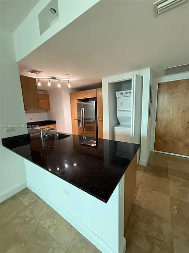 350 S Miami Ave Photo 1