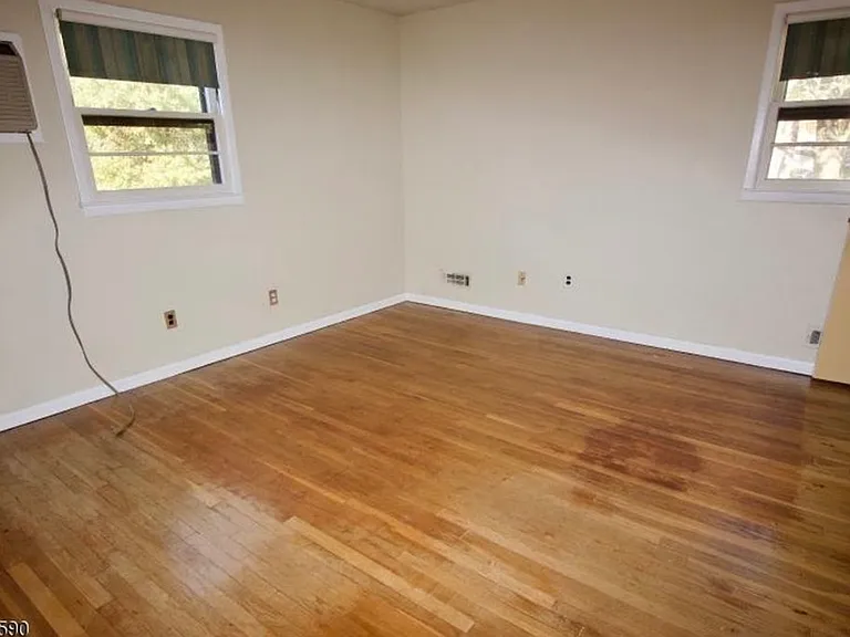 1425 Boynton Ave — Photo 13