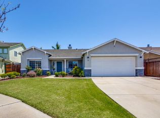 6 Chardonnay Cir, Salinas, CA 93906