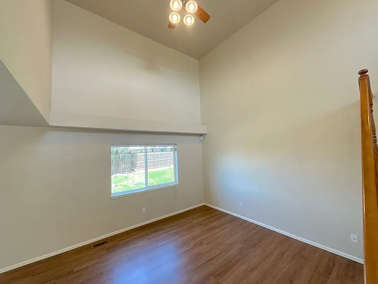 6112 Chivalry Dr — Photo 11