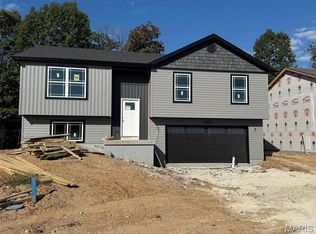 1162 Marathon Dr, Foristell, MO