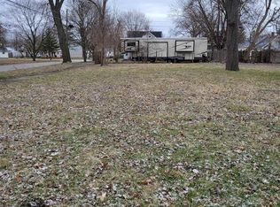 1103 Greenwich St, Saginaw, MI