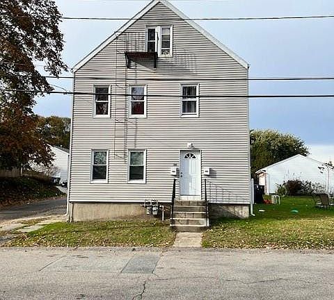 2nd image of 38 Metcalf Ave