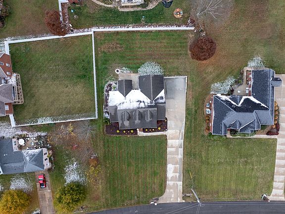 3rd image of 3516 Heritage Green Way