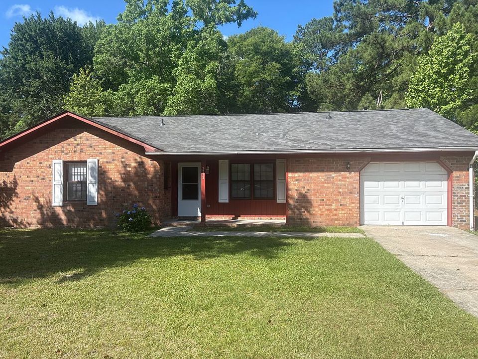 2nd image of 1313 Hampton Dr