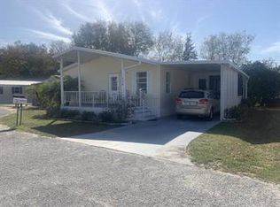 132 Wildwood Ln, Thonotosassa, FL 33592