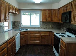 3705 Willow Ridge Dr, Arlington, TX 76017