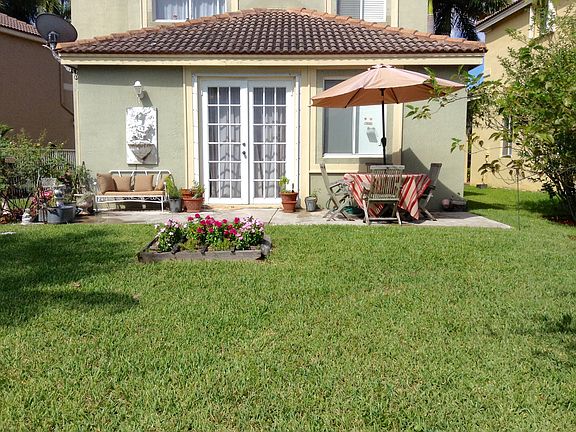 BACKYARD EXTERIOR