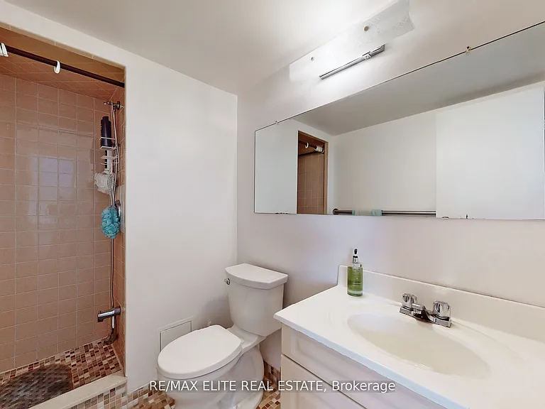 360 Ridelle Ave #1407 — Photo 13