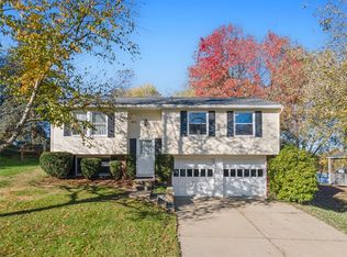 222 Old Farm Rd, Cranberry Township, PA 16066