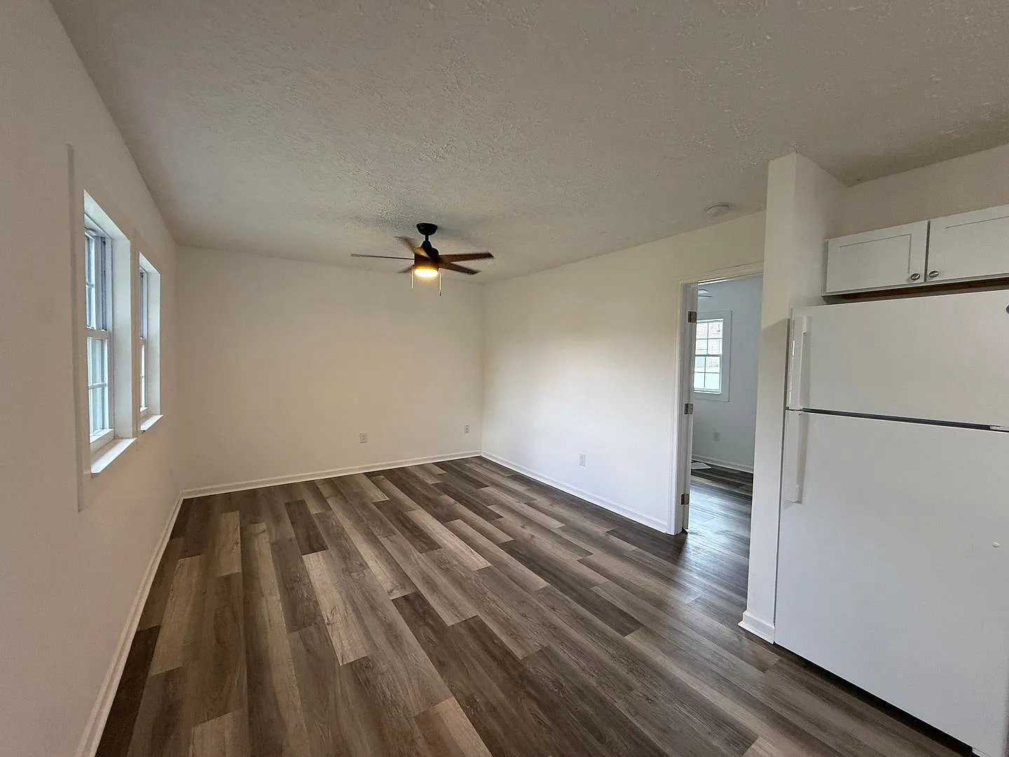 1 Bedroom 1 Bath cottage for rent — Photo 2