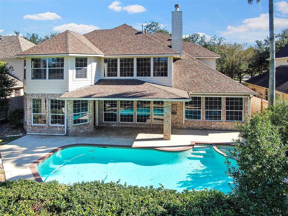 1st image of 524 Seaborough Ln