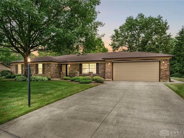 2962 Homeway Dr, Dayton, OH 45434