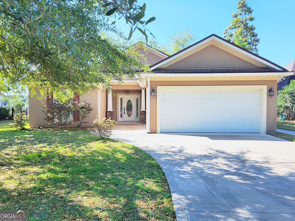 1st image of 126 Laurel Marsh Way
