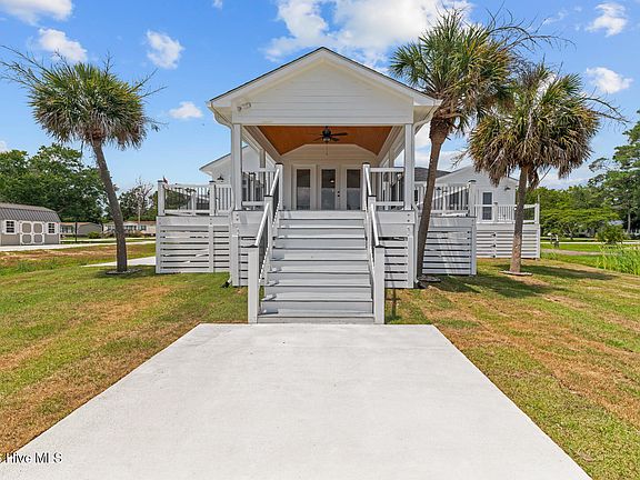 2nd image of 206 Goose Creek Loop Road