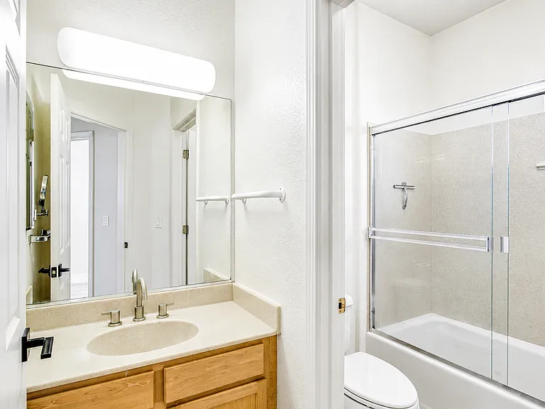 2414 Falk Ct — Photo 6