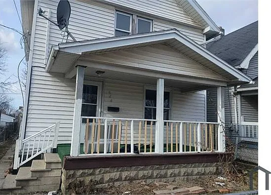 844 Utah St