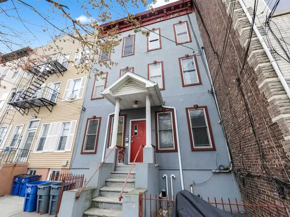 209 Webster Ave APT 2L, Jersey City, NJ 07307