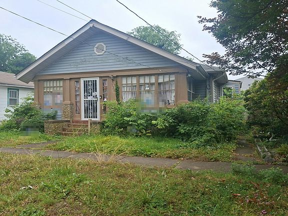 2nd image of 739 E 28th St