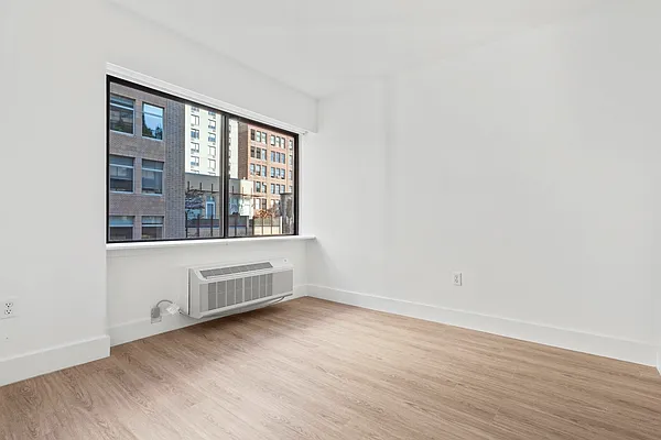 Rented by Greystar | media 4