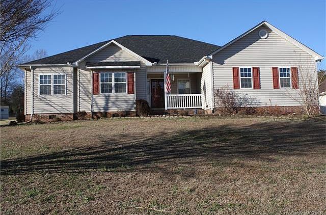1st image of 116 Deerfield Dr