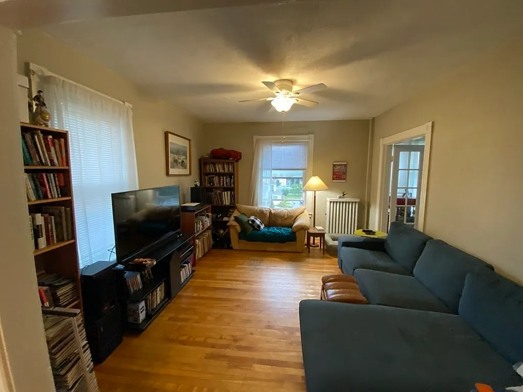 2 bed, $1,800 — Photo 4