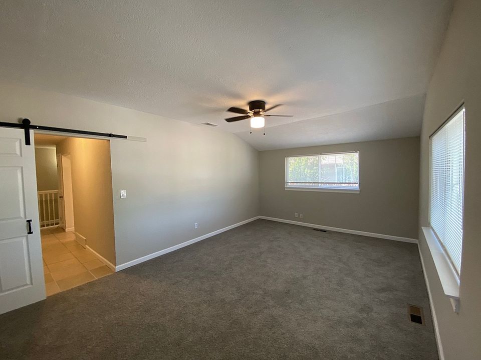 1st image of 644 Tennyson St