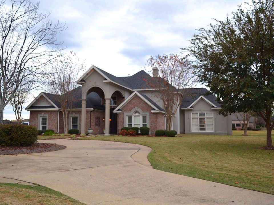 1st image of 8557 Westhampton Ct