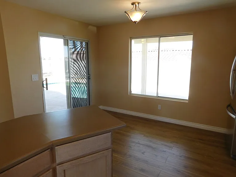 400 Opal Dr — Photo 33