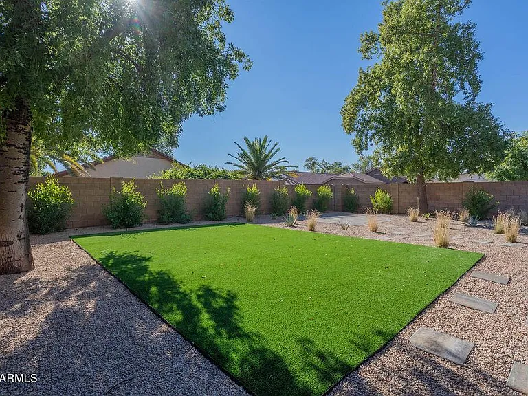 7457 W Melinda Ln — Photo 29