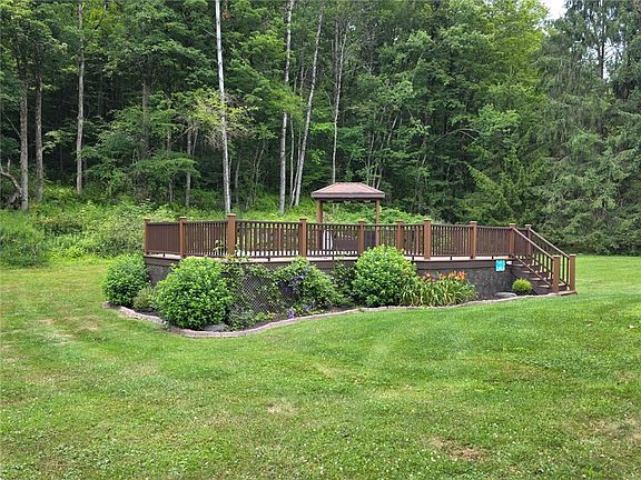 4th image of 75 Clark Rd
