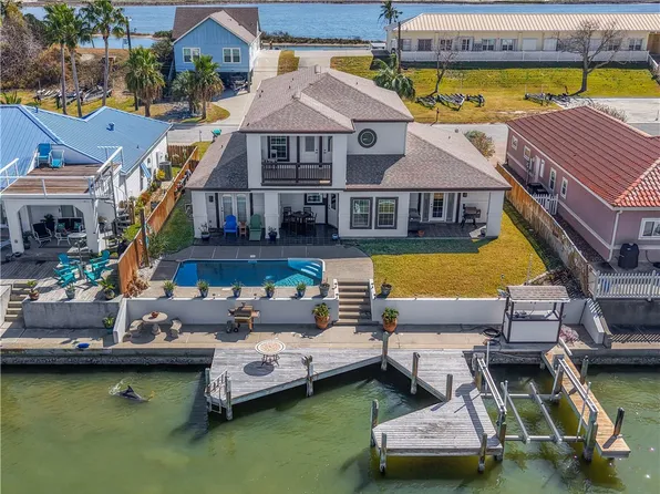 1050 S Bay St, Aransas Pass, TX 78336