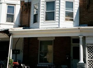 915 Maple Ter, Darby, PA 19023