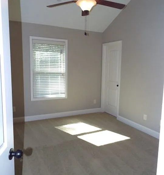 5600 Nicole Ct — Photo 10