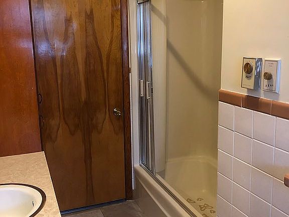 2nd image of 1837 Ashton Dr