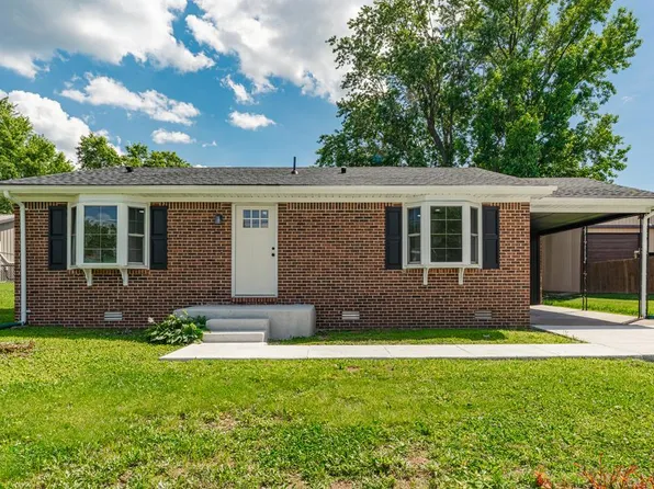 206 Randall Dr, Madisonville, KY 42431