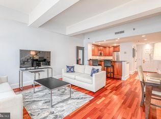 Chestnut St #20E, Philadelphia, PA 19107