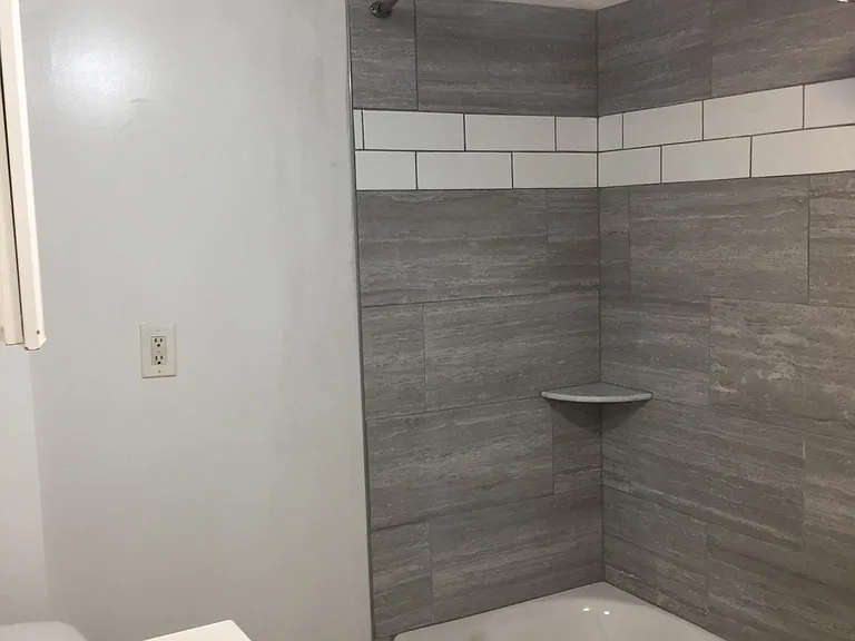 2233 Sears St — Photo 8
