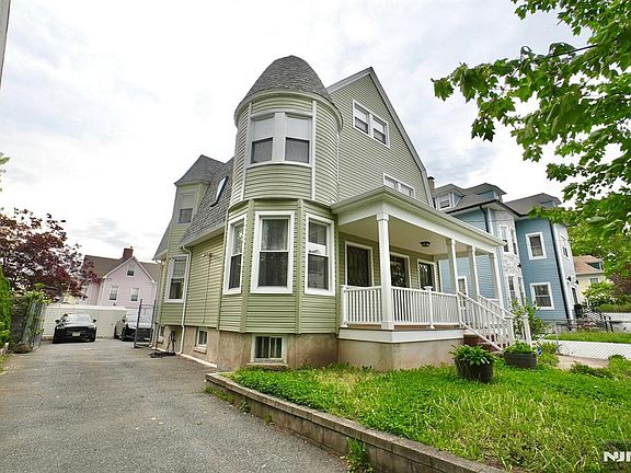 2nd image of 566-568 Highland Ave