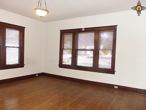 4th image of 1729 8th St