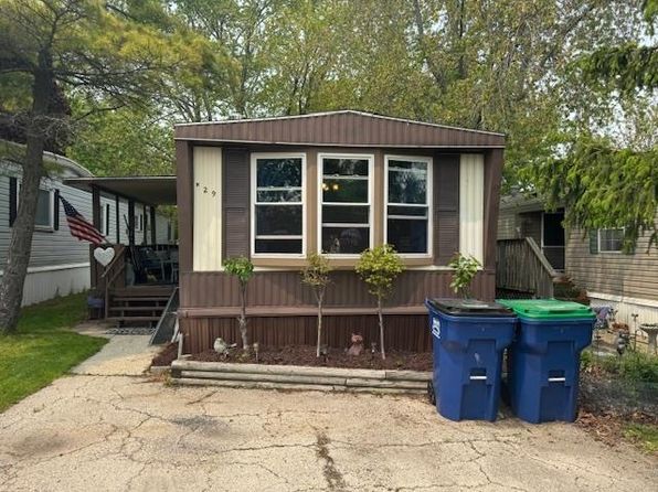 1599 N Port Washington Rd