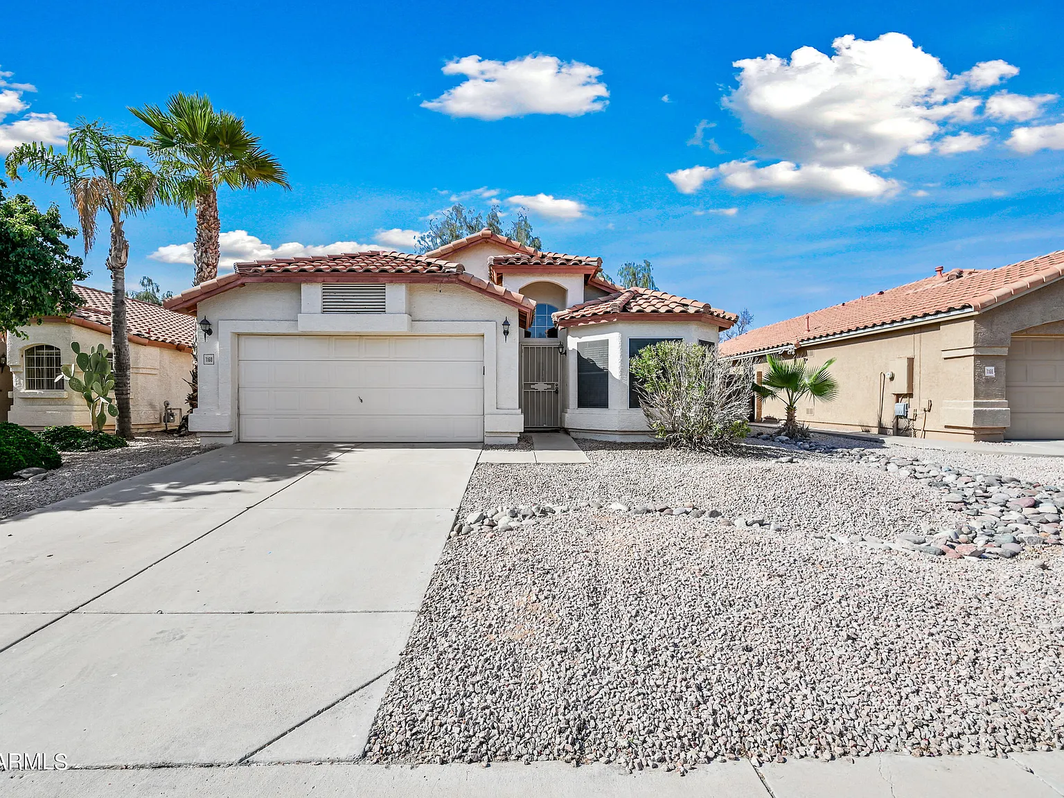 3 bed, 2.0 bath, 1678 sqft, $2,000 — Photo 1