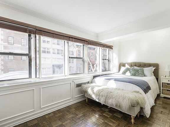 2nd image of 205 E 77th St APT 2C