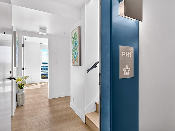 3rd image of 7988 Ackroyd Rd Penthouse 1