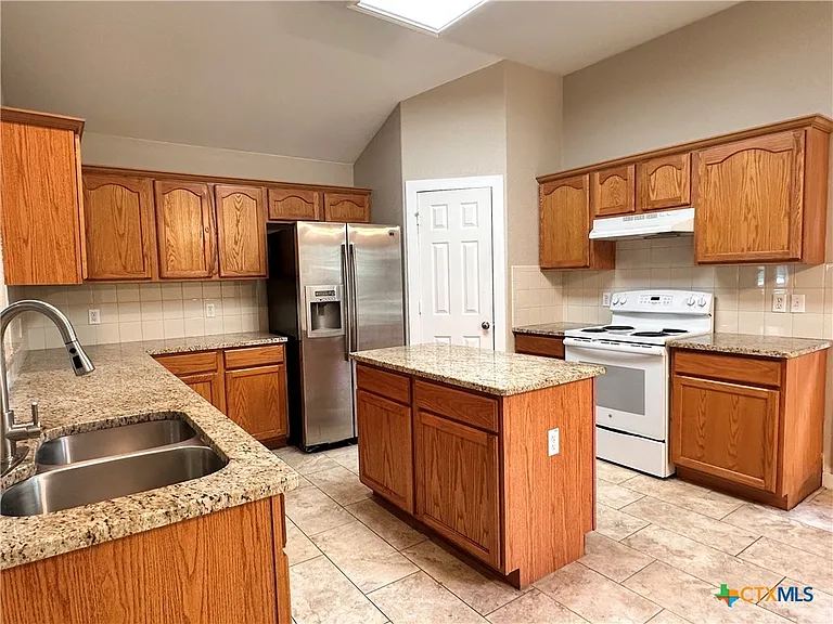 2029 Northview Dr — Photo 13