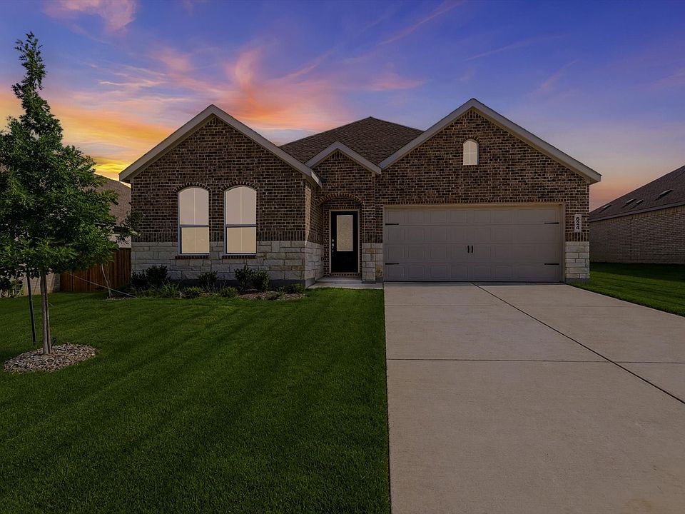 1st image of 624 Mare Dr