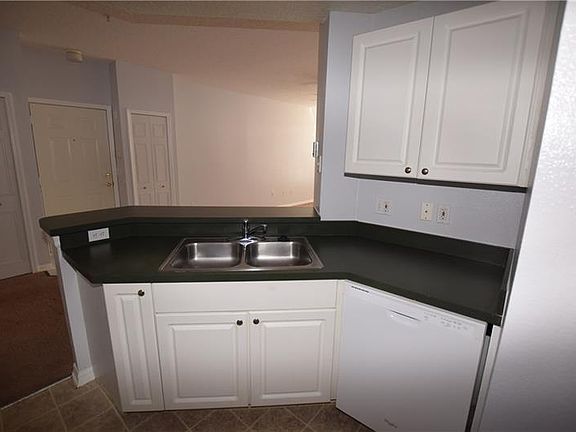 5th image of 5500 Metrowest Blvd Unit 209