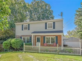 446 Stratford Rd, Akron, OH 44333