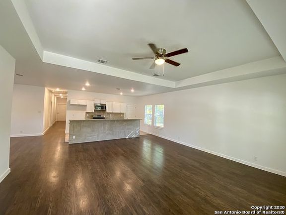4th image of 514 S San Gabriel Ave